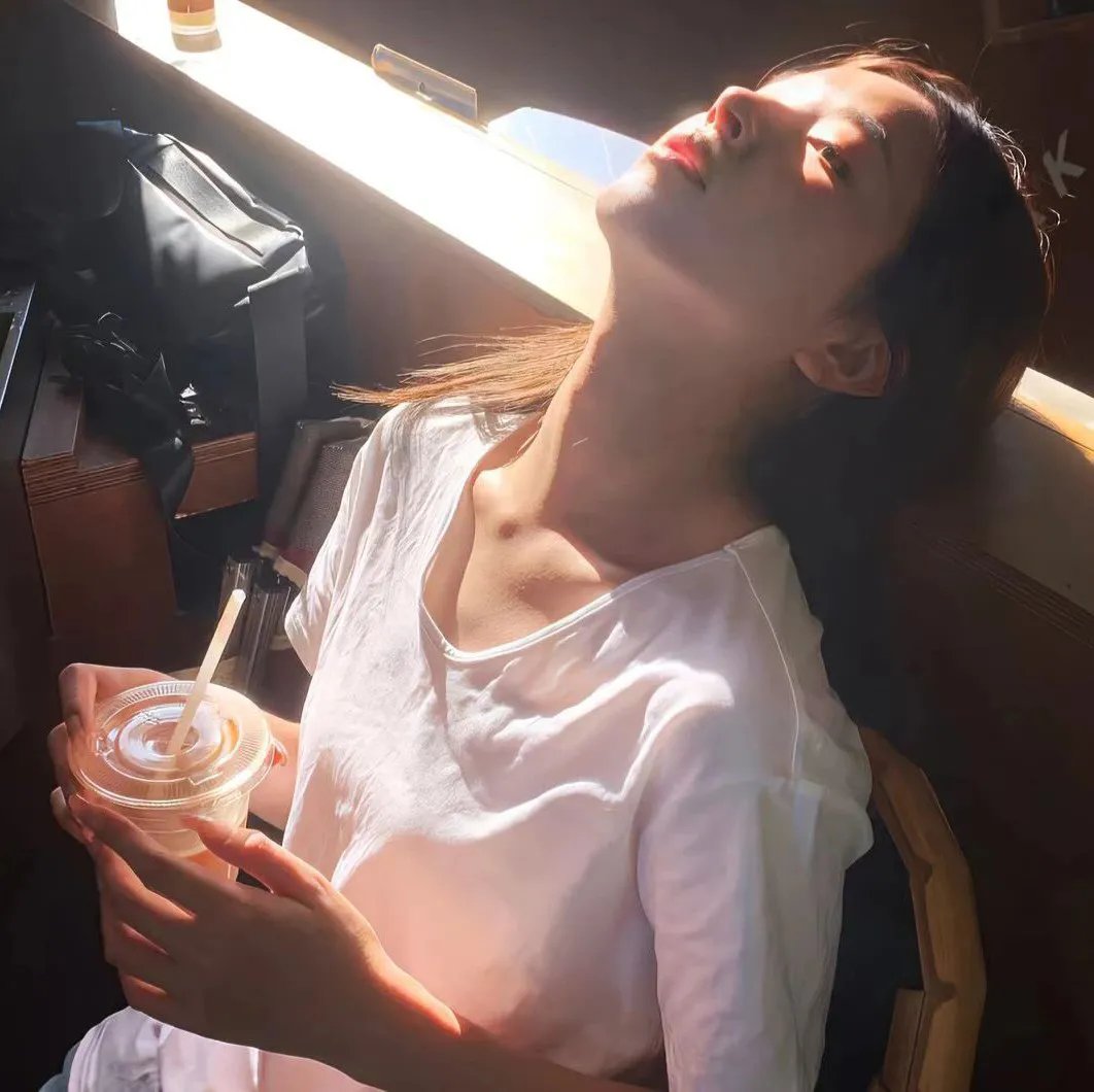 艳女证沉冤